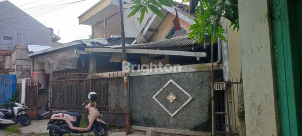 image RUMAH 2 LANTAI DEKAT RS PANTIWILASA CITARUM DAN  ALTERI SOEKARNO HATTA SEMARANG (4)