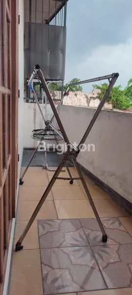 image RUMAH 2 LANTAI DEKAT RS PANTIWILASA CITARUM DAN  ALTERI SOEKARNO HATTA SEMARANG (5)