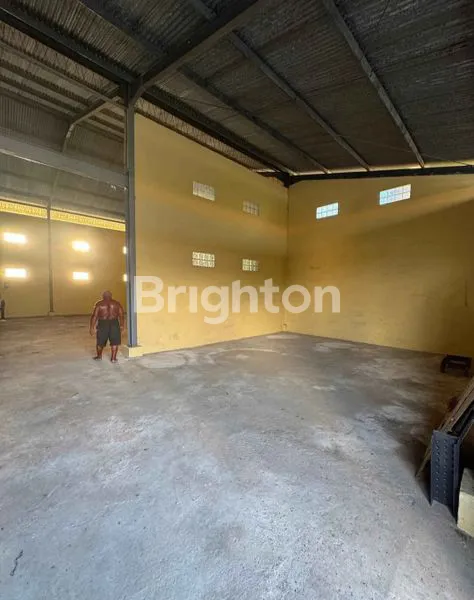 image GUDANG SIAP PAKAI BEBAS BANJIR (2)