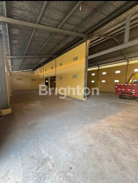 image GUDANG SIAP PAKAI BEBAS BANJIR (3)