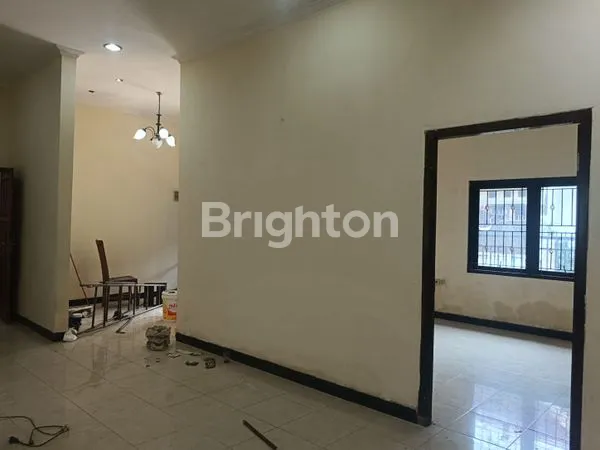 image JUAL CEPAT RUMAH MEWAH SIAP HUNI\U2705 (3)