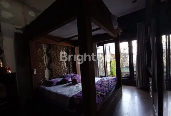 image RUMAH MEWAH MODERN LT 2 DI RENON, CARPORT 2 MOBIL AKSES JALAN 8MTR (4)