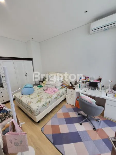 image RUMAH FUTURISTIK MANDIRI ALAM SUTERA (7)