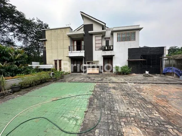 image HUNIAN EKSKLUSIF DI THE GREEN BSD, LT 500M² & SHM (5)