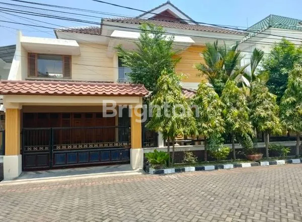 image RUMAH 2 LANTAI SIAP HUNI MANYAR KERTOADI LOKASI STRATEGIS DEKAT GM, ITS  (1)