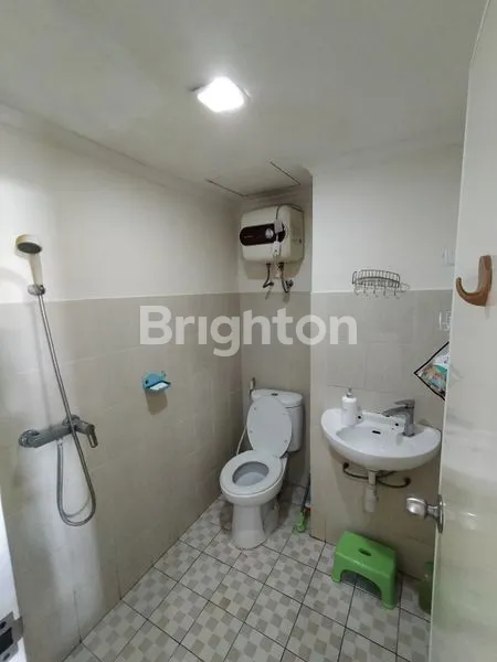 image MURAH APARTEMEN DEKAT GALAXY MALL DAN ITS (6)