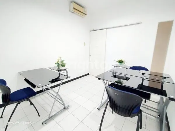 image  RUANG KANTOR SIMO GUNUNG - SURABAYA BARAT (2)