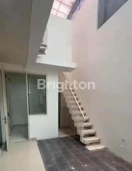 image *WISATA BUKIT MAS, RUMAH MINIMALIS, 2 LANTAI, LEBAR 8, SURABAYA BARAT* (3)