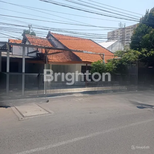 image RUMAH HITUNG TANAH NOL JALAN  (1)