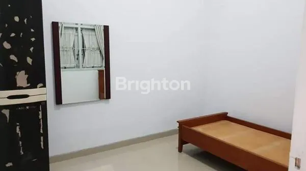 image RUMAH 2 LANTAI DI PERUMAHAN DELTASARI INDAH WARU SIDOARJO (2)