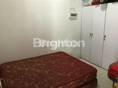 image RUMAH DENGAN KONSEP INDUSTRIAL DI GRAND GALAXY CITY DI JUAL (8)