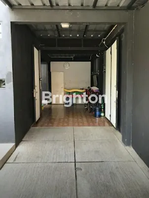image RUMAH DENGAN KONSEP INDUSTRIAL DI GRAND GALAXY CITY DI JUAL (5)