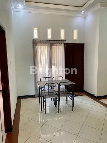 image RUMAH SIAP HUNI GRESIK REGENCY (3)