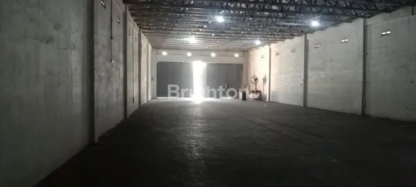 image GUDANG PINGGIR JALAN ASPAL SIAP PAKAI DEKAT BLOCK O BANGUNTAPAN  (4)