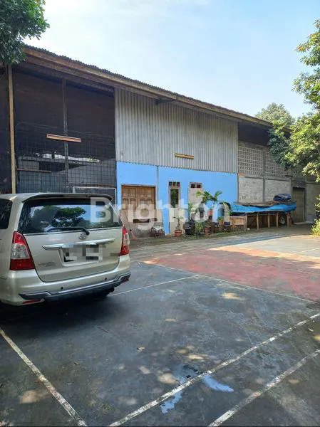CEPAT MURAH HOKI  GUDANG EX WORKSHOP DEKAT GERBANG TOL DI JATISAMPURNA BEKASI JAWA BARAT