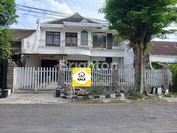 image RUMAH 2 LANTAI LT 398 SHM DI MEGA MENDUNG (1)