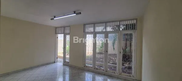 image TAMAN HIMALAYA LIPPO KARAWACI TANGERANG (7)