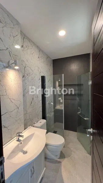 image DIJUAL RUMAH CANTIK SIAP HUNI CIDODOL RAYA JAKARTA SELATAN (4)