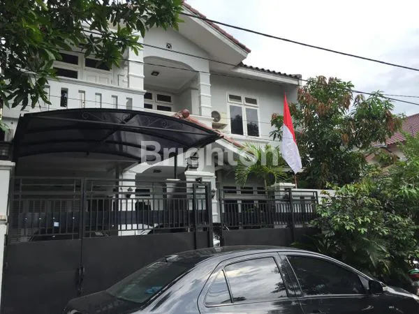 image RUMAH 2LT  PLUS ROOFTOP CANTIK TERAWAT  (3)