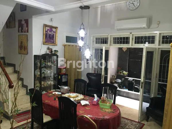 image RUMAH 2LT  PLUS ROOFTOP CANTIK TERAWAT  (6)