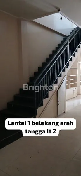 image RUKO 2LANTAI TERAWAT SIAP PAKAI PINGGIR JALAN (6)