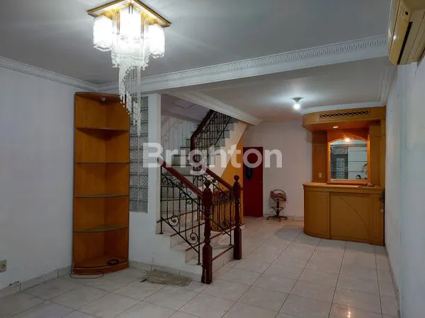 image DIJUAL RUMAH SIAP HUNI JLN LABORATORIUM BELAKANG TVRI (3)