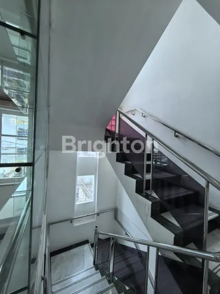 image RUMAH KETAPANG UTARA GAJAHMAD JAKBAR (6)