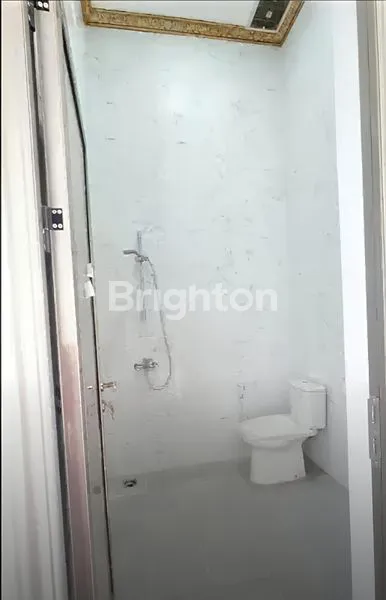 image RUMAH MEWAH MODERN MANYAR REJO BUTUH CEPAT LAKU (4)