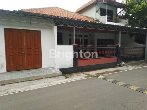 image RUMAH+TEMPAT USAHA-PAJAJARAN SOLO (1)