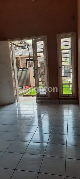 image DIJUAL RUMAH PARADISE SERPONG CITY SIAP HUNI  (3)