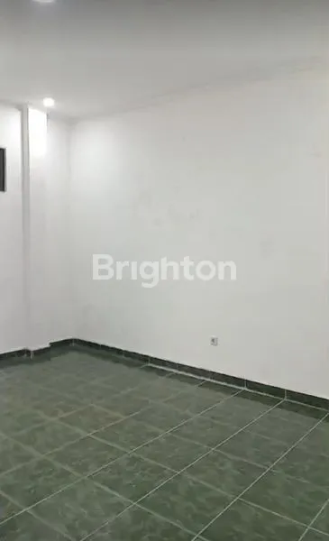 image RUMAH AREA DAUH PURI KANGIN (5)