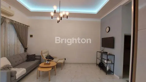 image RUMAH CANTIK SEMI FURNISHED 2 LANTAI DI PERMATA CIMANGGIS  (5)