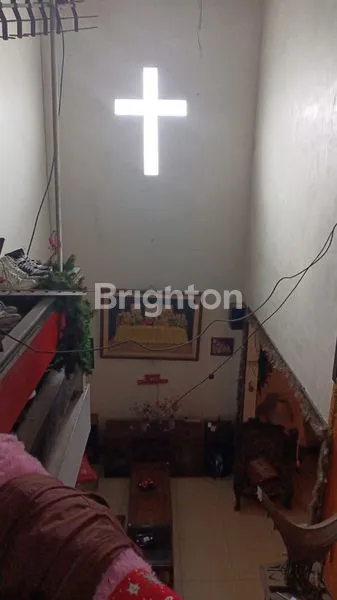 image RUMAH CANTIK TINGKAT LOKASI PERUMNAS 2 TANGERANG  (4)