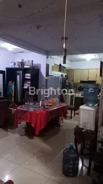 image RUMAH CANTIK TINGKAT LOKASI PERUMNAS 2 TANGERANG  (3)