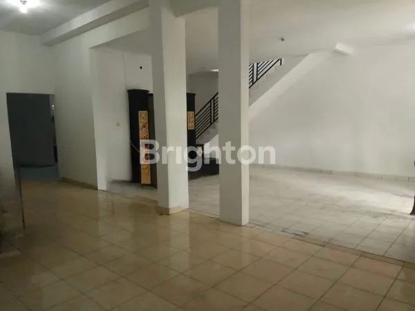 image RUKO DI PERMATA CIBUBUR CILEUNGSI DEKAT TERMINAL BIS CILEUNGSI DAN KAWASAN INDUSTRI. COCOK UNTUK USAHA. (2)