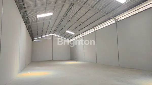 image GUDANG DISEWAKAN BERLOKASI STRATEGIS DAN MENJANJIKAN (3)