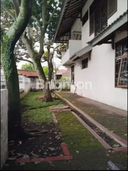 image RUMAH KLASIK SUMBER SARI (4)