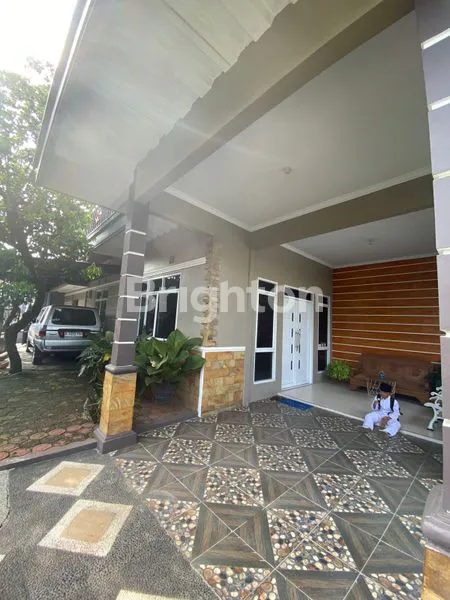image RUMAH ASRI DAN NYAMAN SIAP HUNI POSISI HOOK (3)