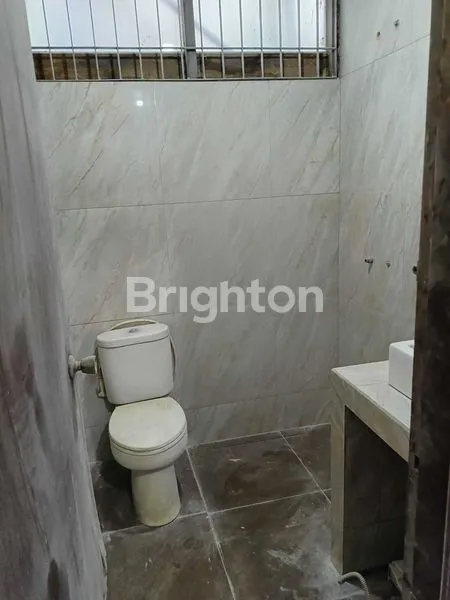 image RUMAH LUAS 300M² DI SAYAP RAJAWALI, STRATEGIS (3)