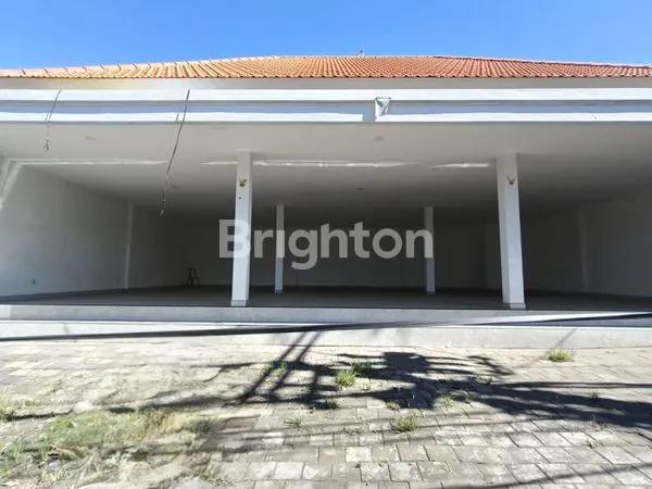 image TOKO PREMIUM 135M² DI JALAN UTAMA PERERENAN CANGGU (8)