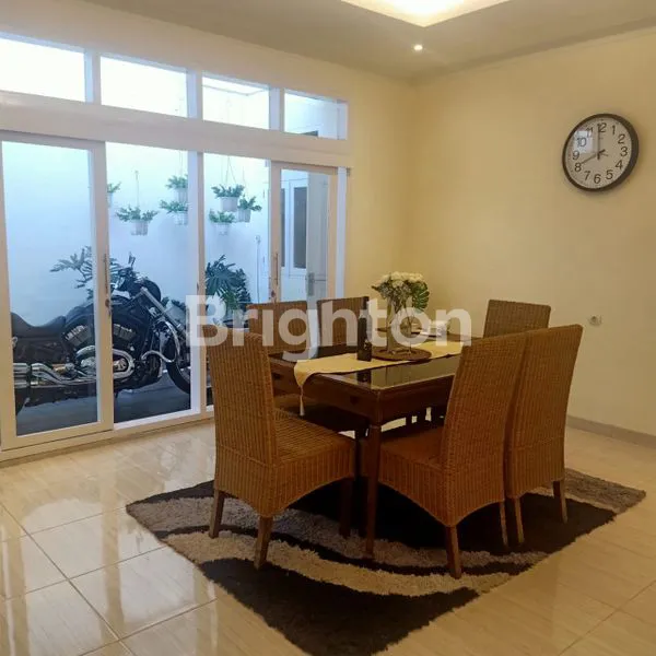 image RUMAH CANTIK DI PUSAT KOTA SAYAP BURANGRANG (4)