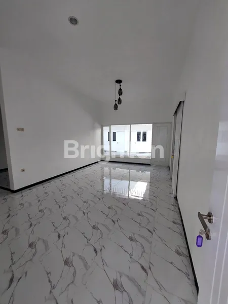 image RUMAH BESAR 2 LANTAI GRESS DI PUNCAK DIENG MALANG DEKAT KAMPUS (4)