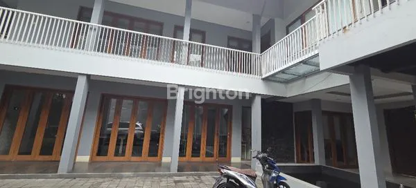image RUMAH DISEWA RAWAMANGUN (2)