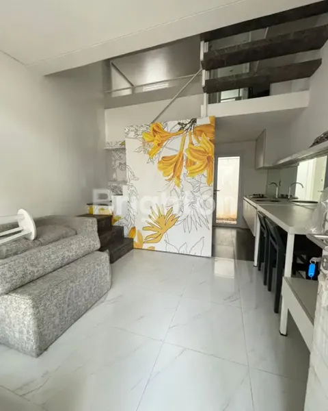 image RUMAH 2 LANTAI BSD SEMI FURNISHED SIAP HUNI AMAN NYAMAN LOKASI PREMIUM (6)