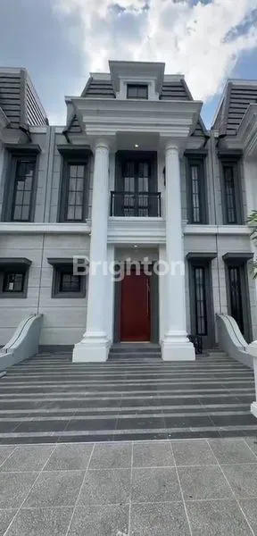 RUMAH FULL FURNISHED CITRALAND HELVETIA 3 TINGKAT