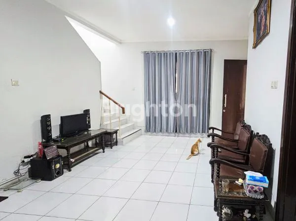 image RUMAH CANTIK SIAP HUNI CLUSTER THE SPRING, DI PERUMAHAN SERPONG JAYA (2)