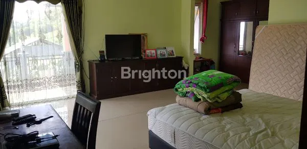 image MURAH !!! HUNIAN ASRI 2 LANTAI DI PERUMAHAN HAYUNG MALALAYANG BARAT, VIEW KOTA MANADO DAN GUNUNG KLABAT (24)