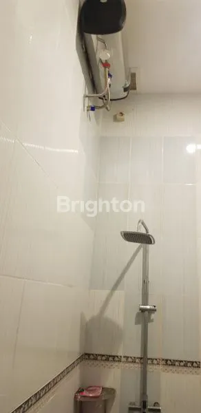 image MURAH !!! HUNIAN ASRI 2 LANTAI DI PERUMAHAN HAYUNG MALALAYANG BARAT, VIEW KOTA MANADO DAN GUNUNG KLABAT (15)