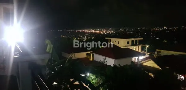 image MURAH !!! HUNIAN ASRI 2 LANTAI DI PERUMAHAN HAYUNG MALALAYANG BARAT, VIEW KOTA MANADO DAN GUNUNG KLABAT (5)