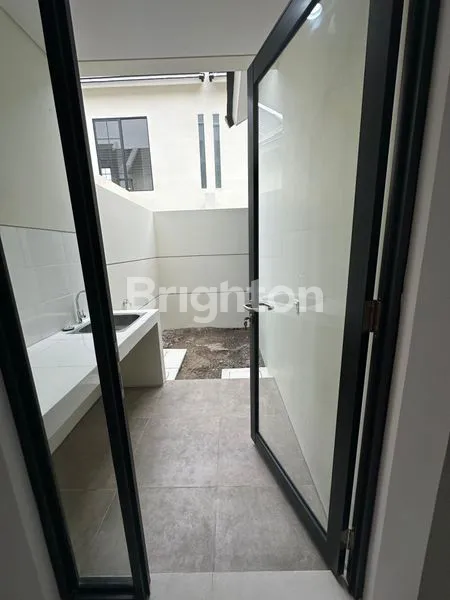 image RUMAH DI PERUMAHAN OPRA CITY GRESIK CERME (4)